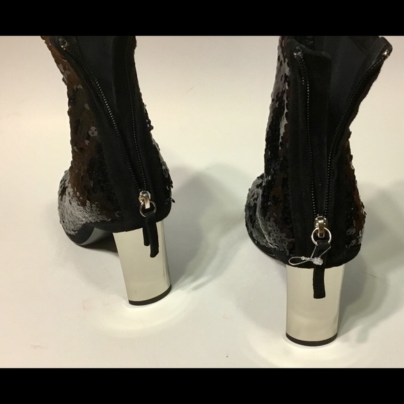 Giuseppe Zanotti Ruggente Sequin Booties in Black - Picture 6 of 8